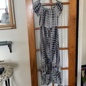 Super cute hi-lo dress!